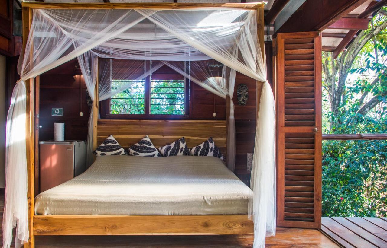 Funky Monkey Lodge Playa Santa Teresa  외부 사진
