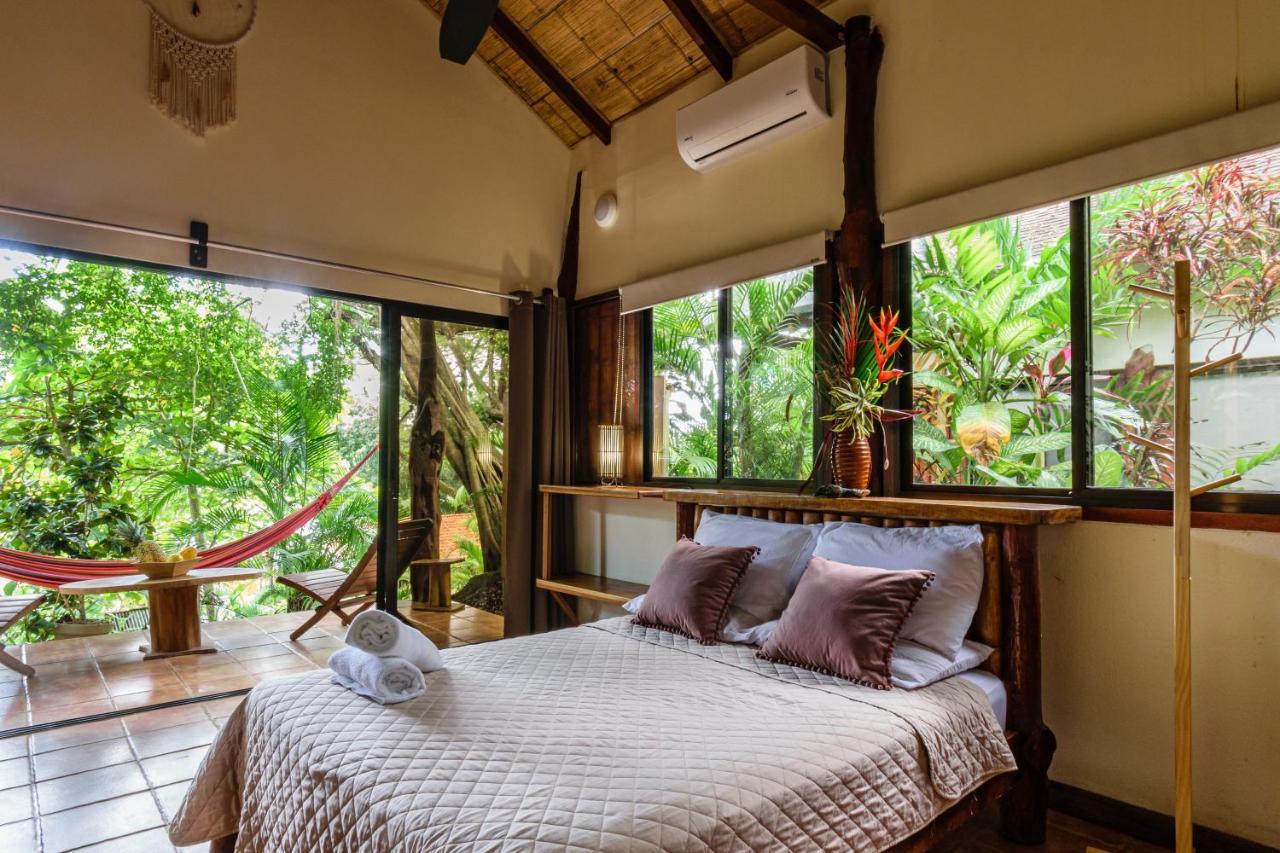 Funky Monkey Lodge Playa Santa Teresa  외부 사진