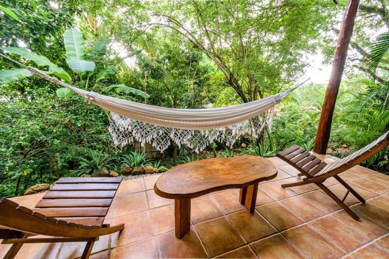 Funky Monkey Lodge Playa Santa Teresa  외부 사진