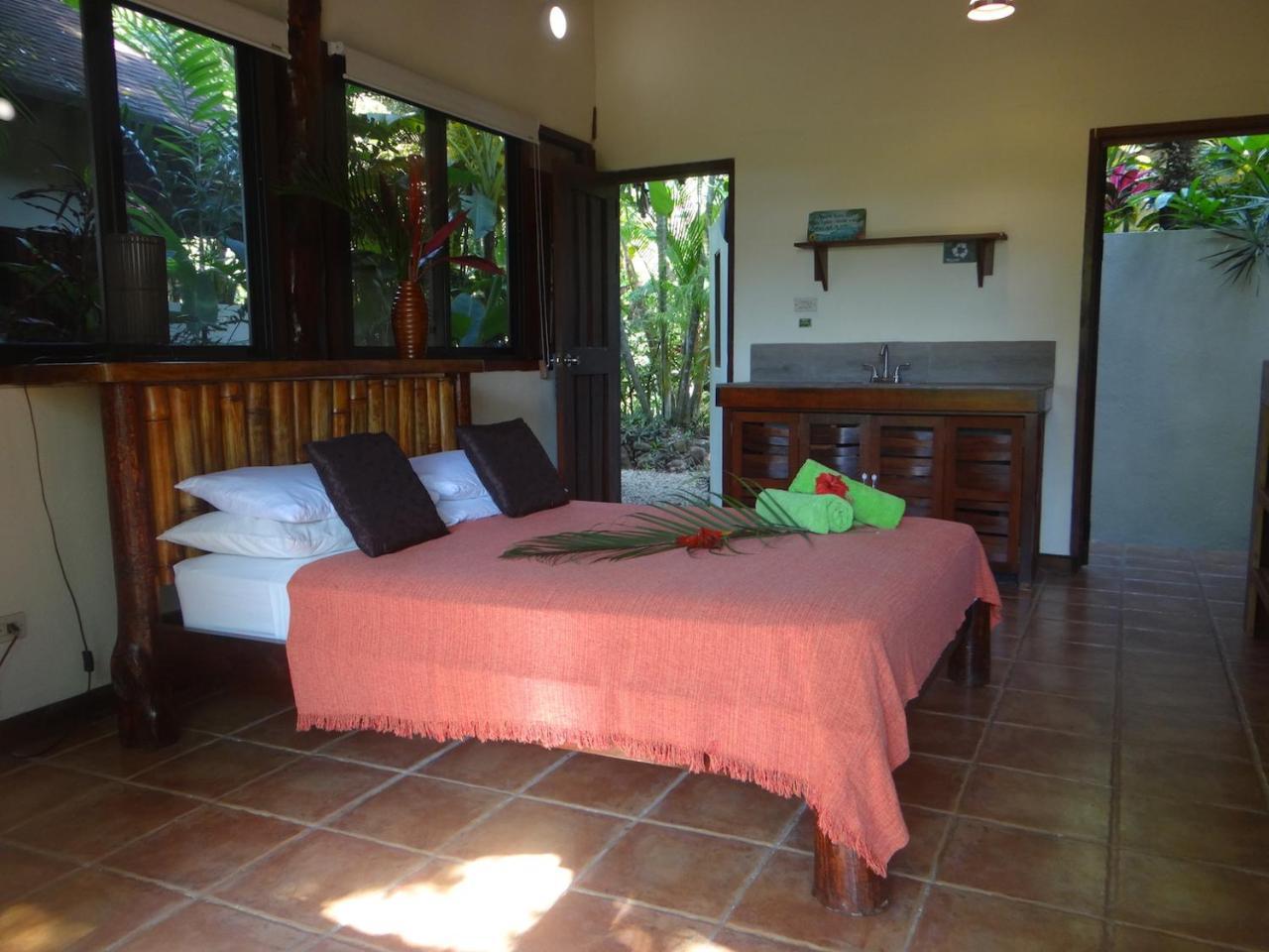 Funky Monkey Lodge Playa Santa Teresa  외부 사진