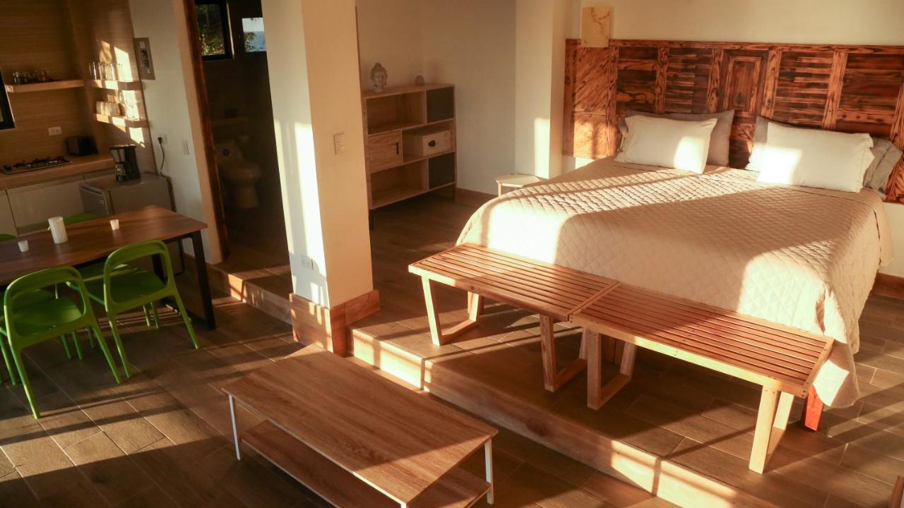 Funky Monkey Lodge Playa Santa Teresa  외부 사진