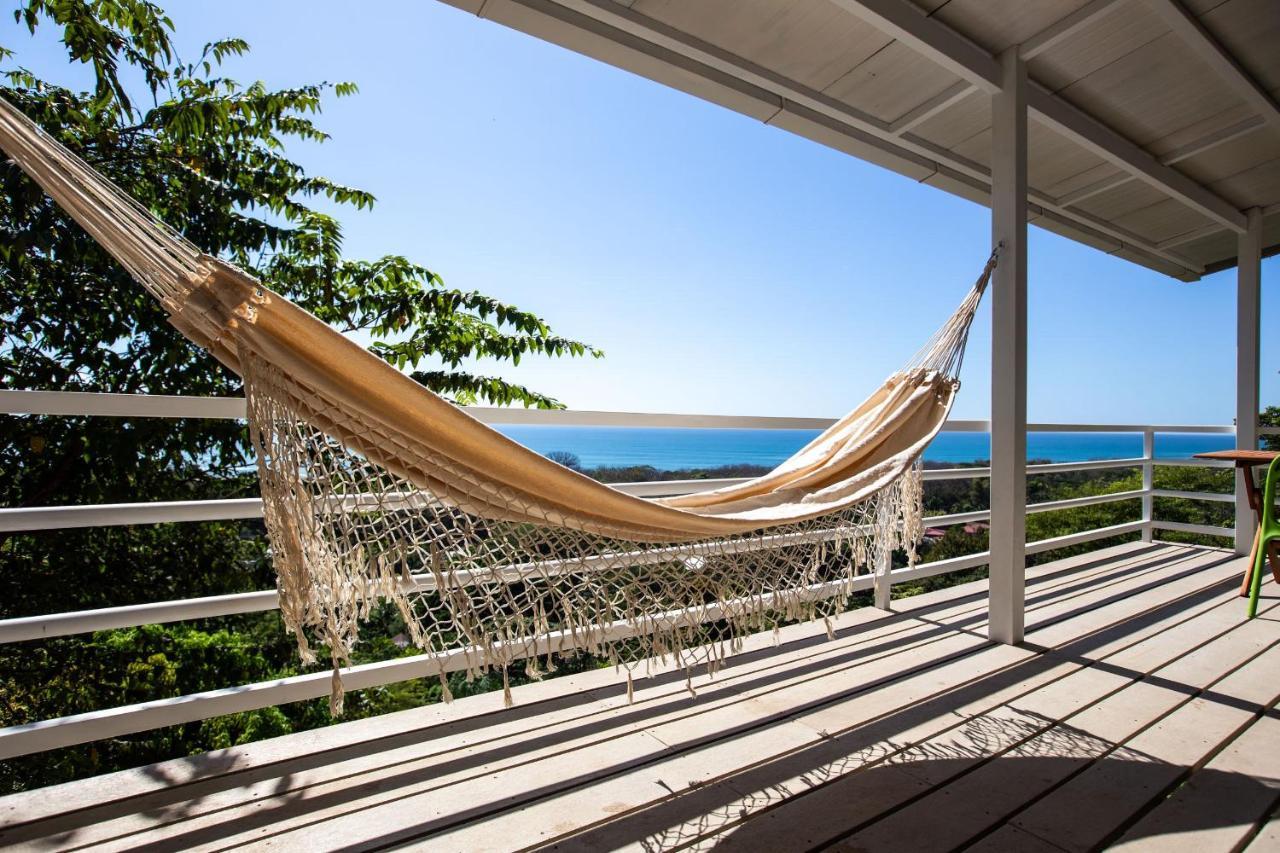 Funky Monkey Lodge Playa Santa Teresa  외부 사진